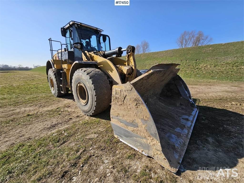 CAT 966M Chargeuse sur pneus