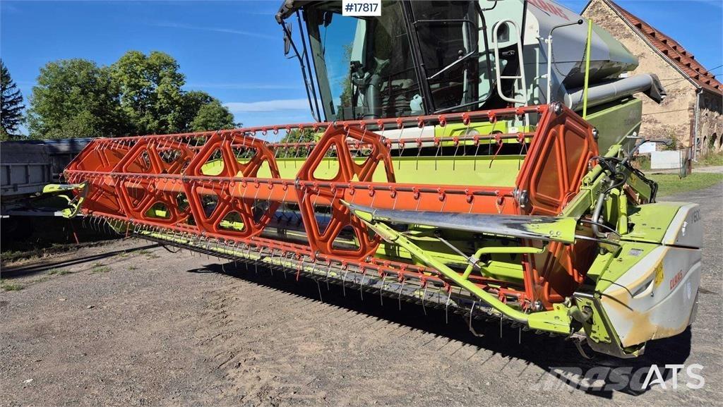 CLAAS Tucano 440 Moissonneuse batteuse