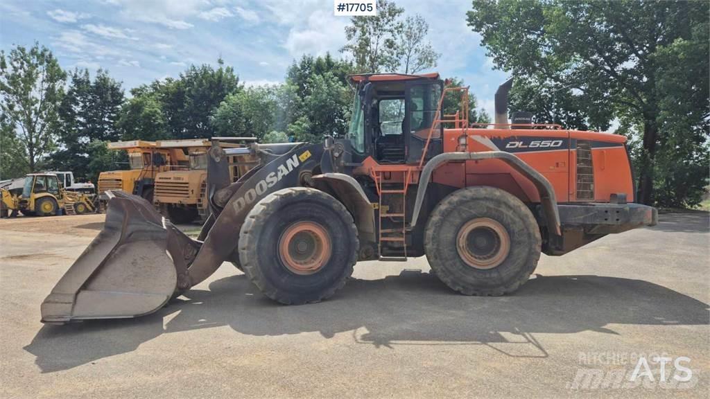 Doosan DL550-5 Chargeuse sur pneus