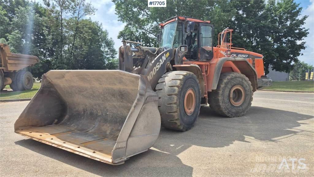 Doosan DL550-5 Chargeuse sur pneus