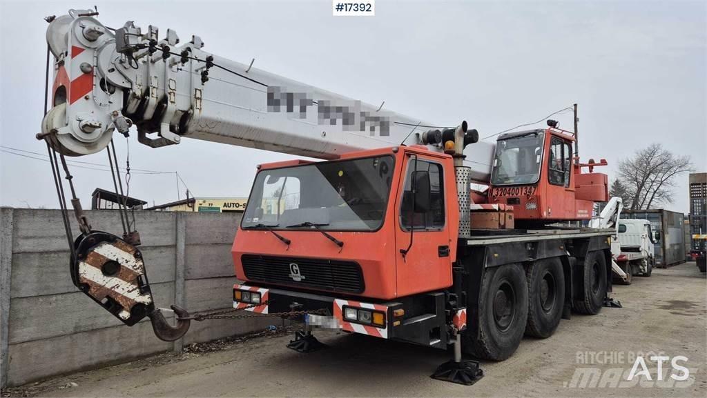 Grove GMK-3050 Grues tout terrain