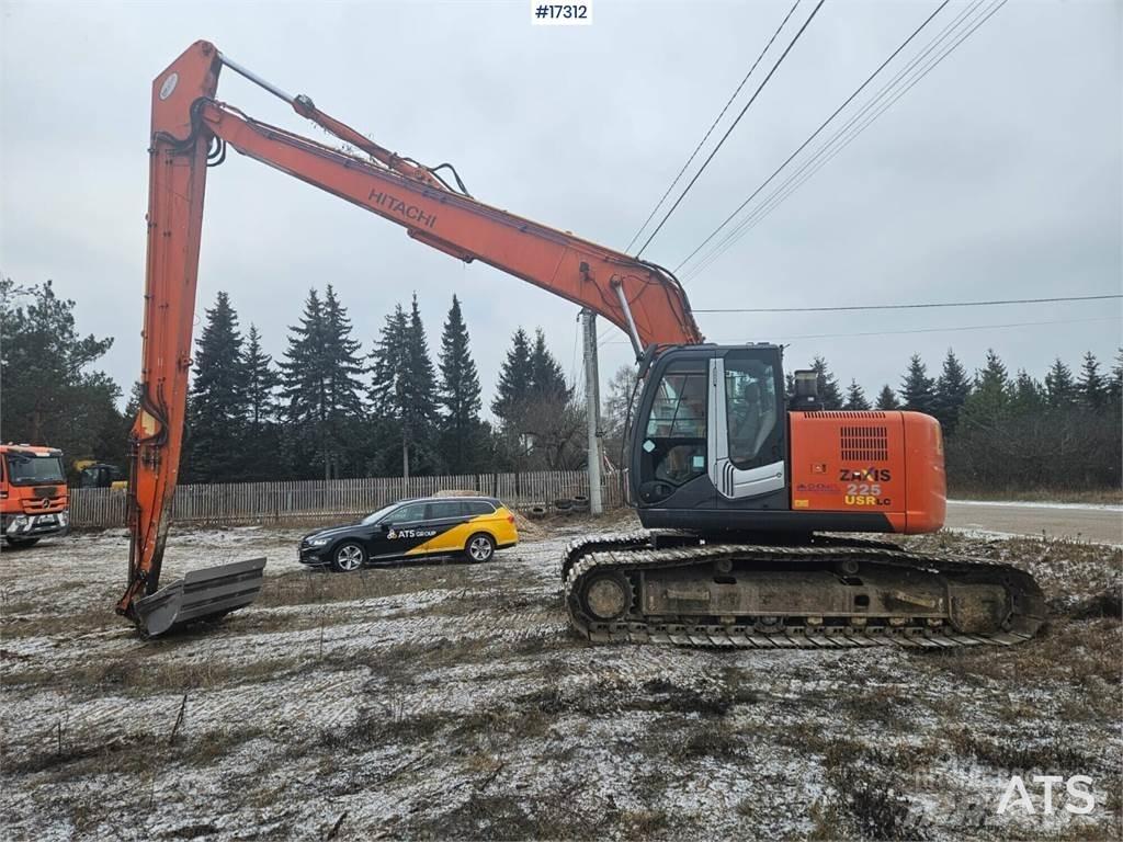 Hitachi ZX 225 US LC Pelle sur chenilles