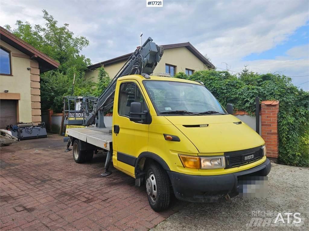 Iveco Daily 35C11 Camion plateau ridelle avec grue