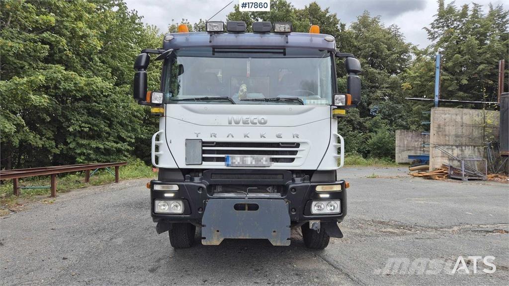 Iveco Trakker 450 Camion benne