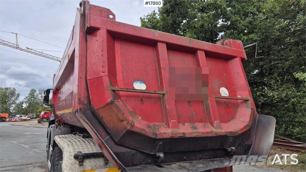 Iveco Trakker 450 Camion benne