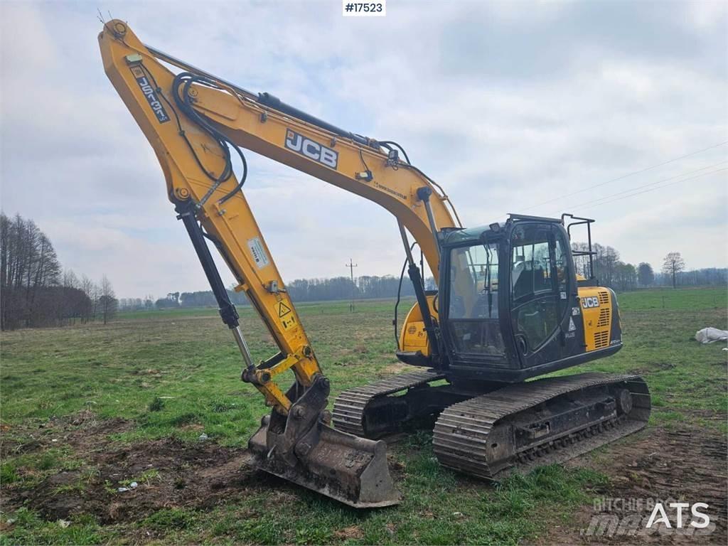 JCB JS 131 LC Pelle sur chenilles
