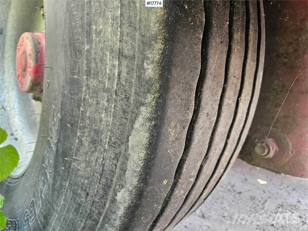 Kässbohrer STS Motrici cisterna