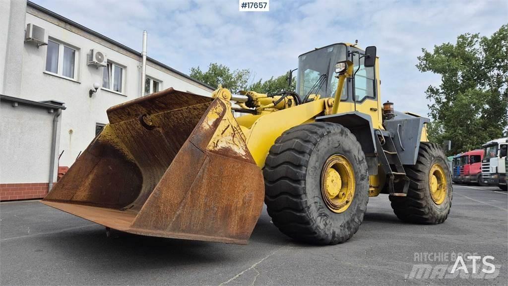 Komatsu WA420-3H Chargeuse sur pneus