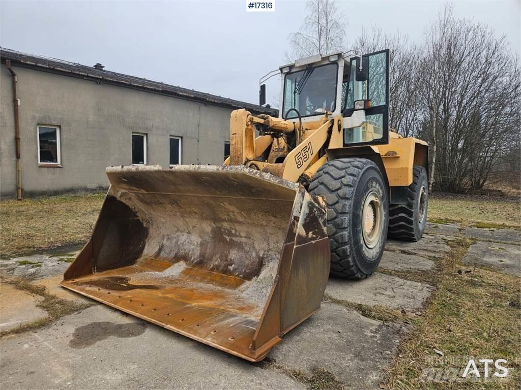 Liebherr L551 Chargeuse sur pneus