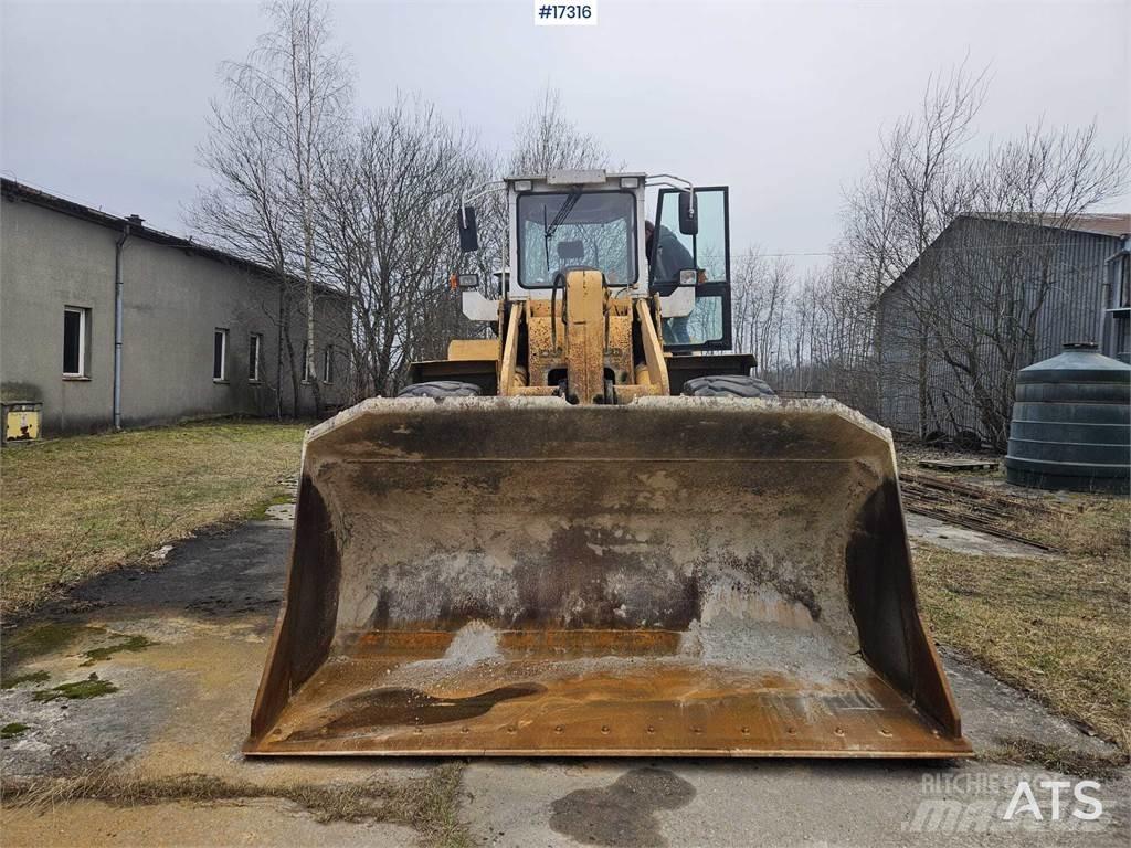 Liebherr L551 Chargeuse sur pneus