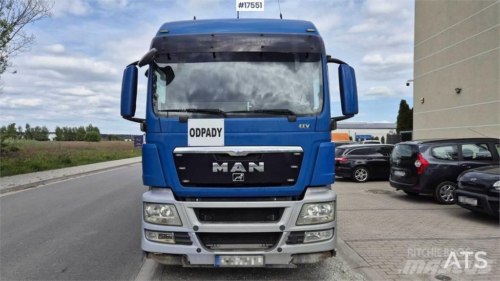 MAN TGA Camion benne