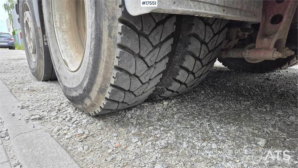 MAN TGA Camion benne