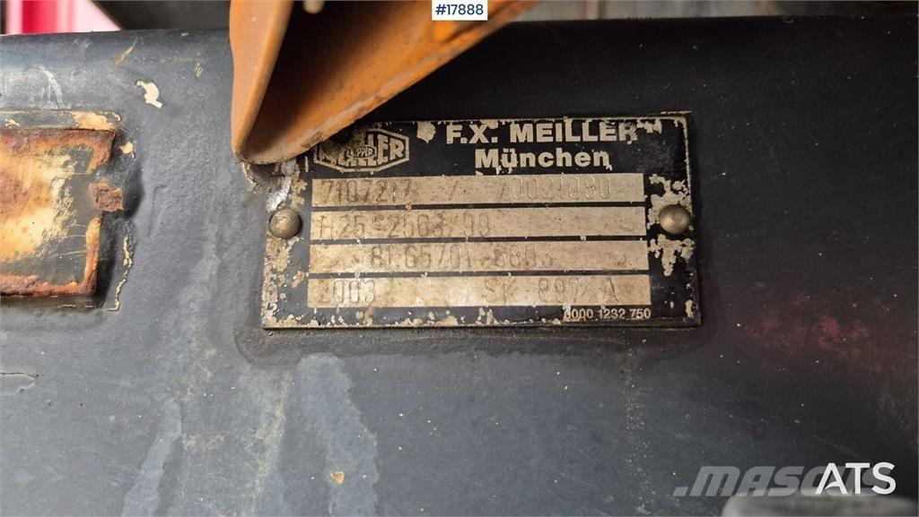 MAN TGA 26.413 Camion benne