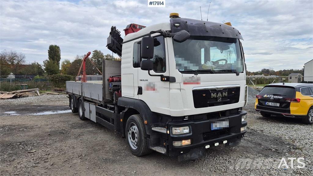 MAN TGM 26.340 Camion plateau ridelle avec grue