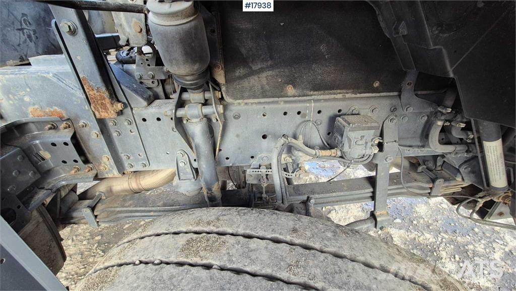 MAN TGS 33.400 Camion benne