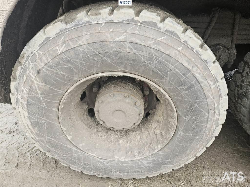 MAN TGS 35.440 Camion benne