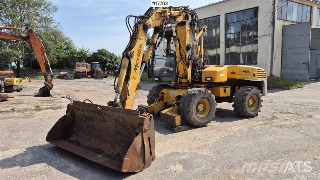 Mecalac 12MX Pelle sur pneus