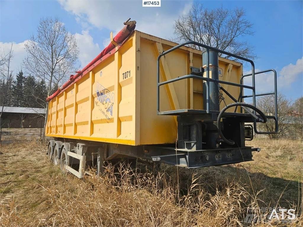 Mega MNW Benne semi remorque