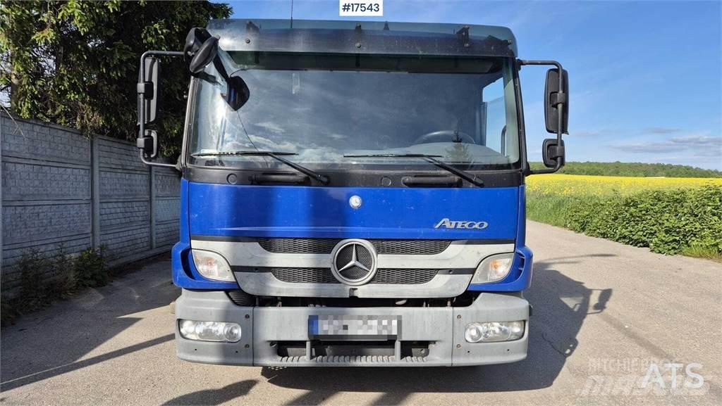 Mercedes-Benz Atego Camion Fourgon
