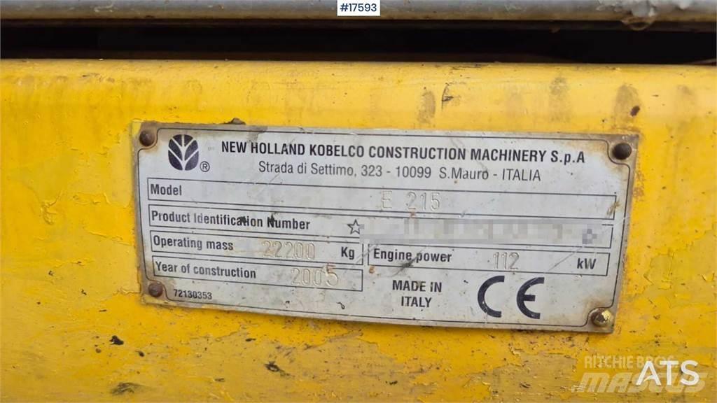 New Holland E215 Pelle sur chenilles
