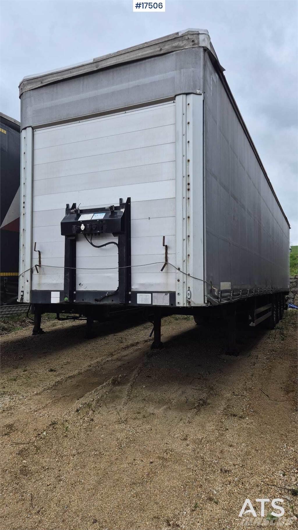  Schwarzmuller S1 Semi remorque à rideaux coulissants (PLSC)