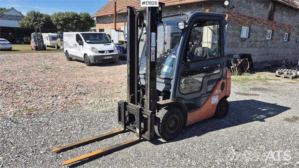 Toyota 02-8FGF15 Autres Chariots élévateurs