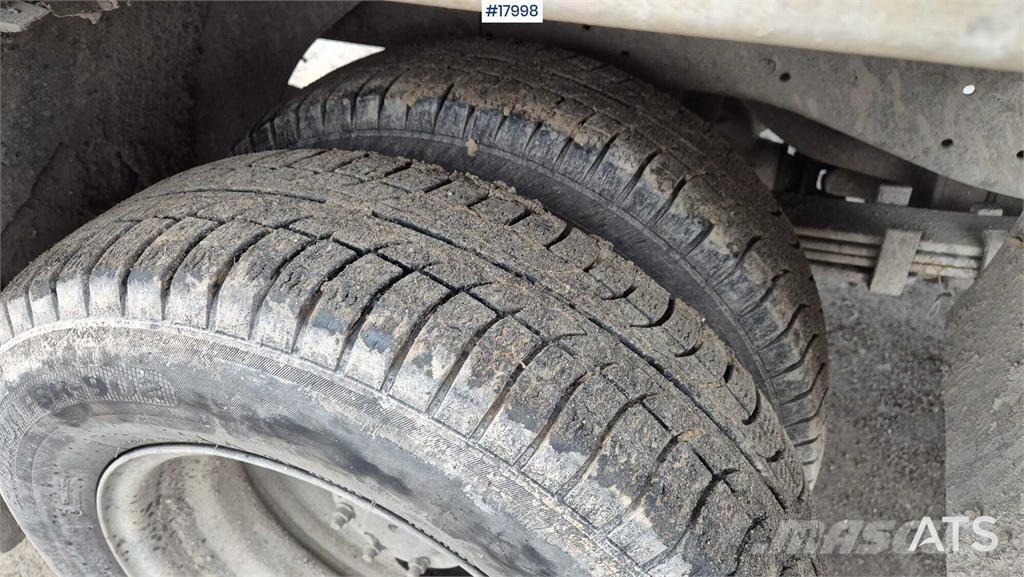 Toyota Dyna Camion benne