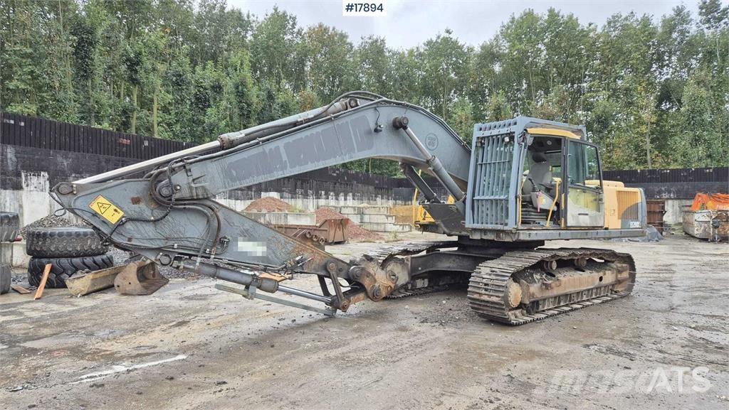 Volvo EC 290 CL Pelle sur chenilles