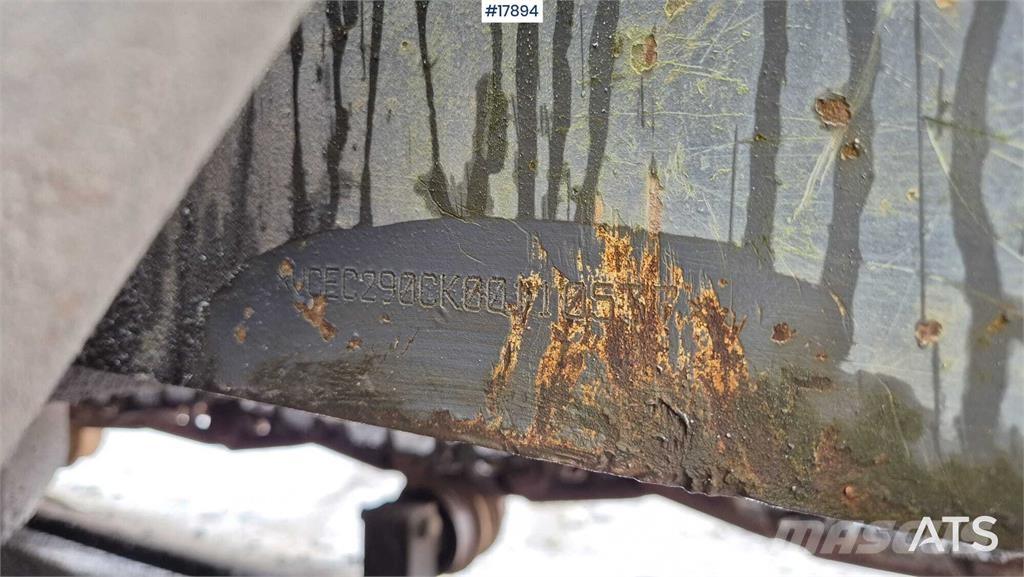 Volvo EC 290 CL Pelle sur chenilles