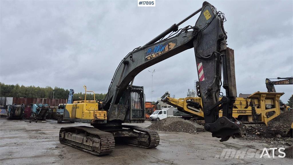 Volvo EC 290 CL Pelle sur chenilles