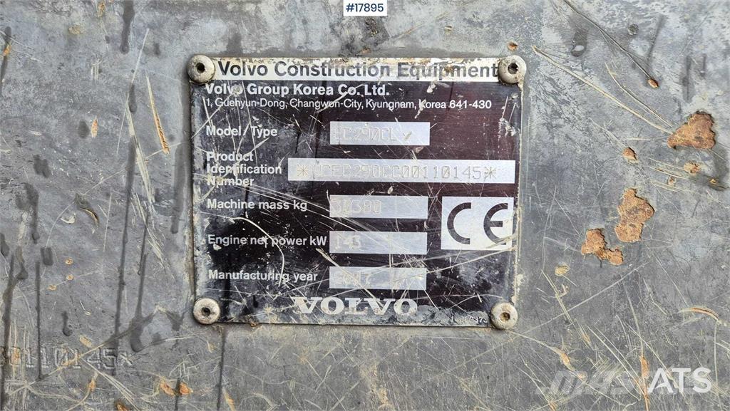 Volvo EC 290 CL Pelle sur chenilles