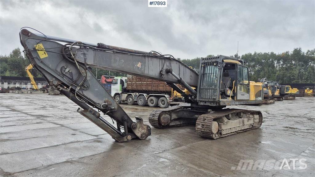 Volvo EC 290 CLD Pelle sur chenilles
