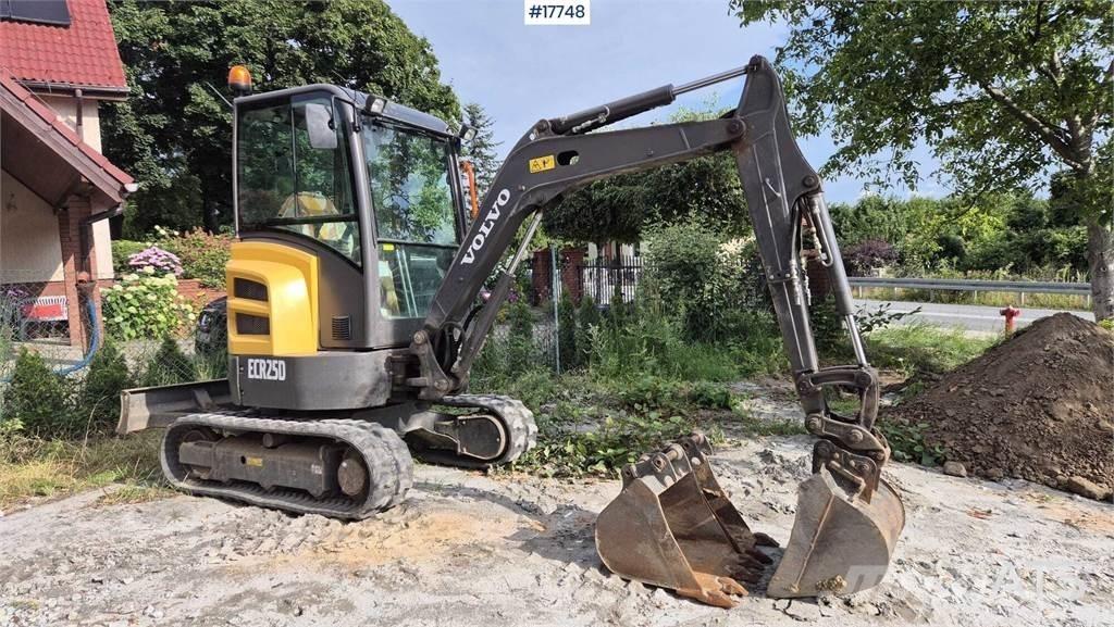 Volvo ECR25D Mini pelle < 7t