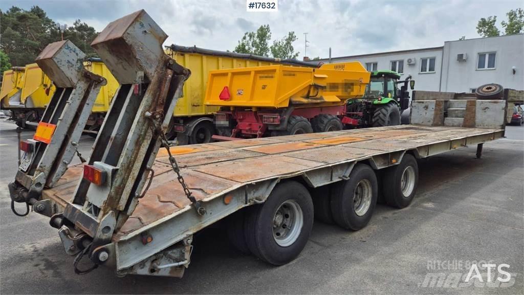 Zremb NS 300 Semi remorque surbaissée