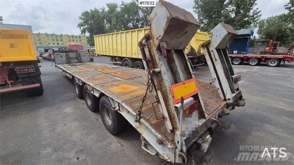 Zremb NS 300 Semi remorque surbaissée