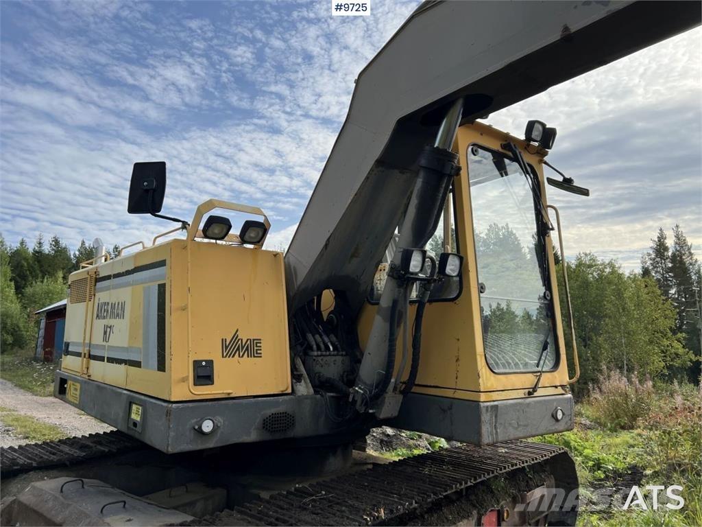 Åkerman H7C Pelle sur chenilles