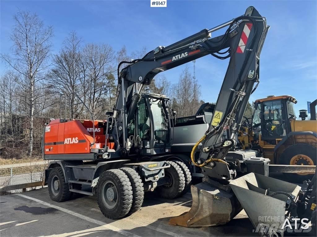 Atlas 160W Pelle sur pneus