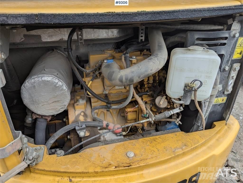 CAT 303.5ECR Mini pelle < 7t