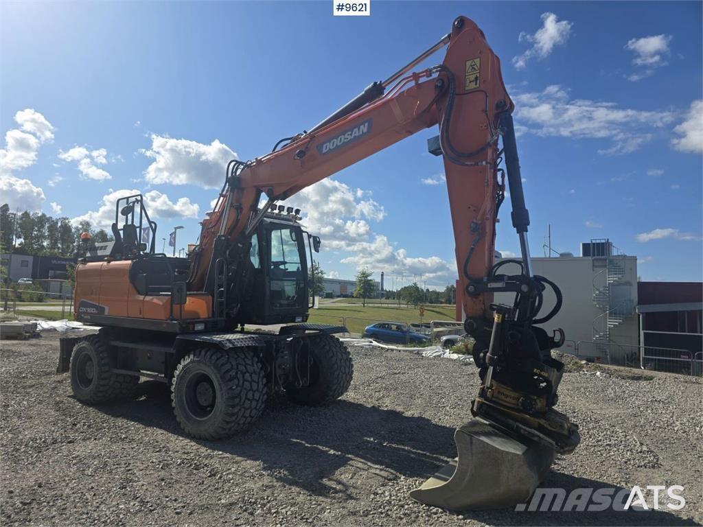 Doosan DX160W-5 Pelle sur pneus