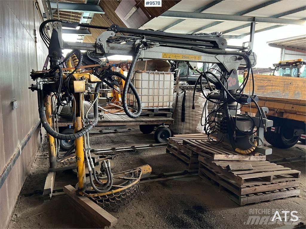  Hinnagårds T125B Tronçonneuse pour route