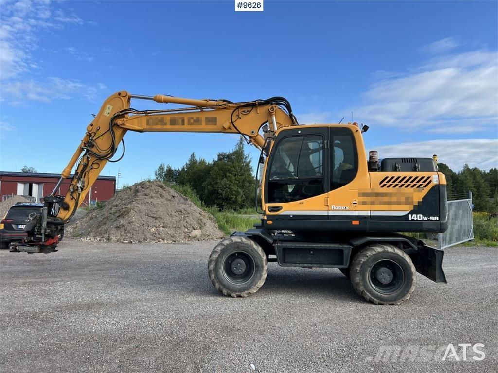Hyundai 140W-9A Pelle sur pneus