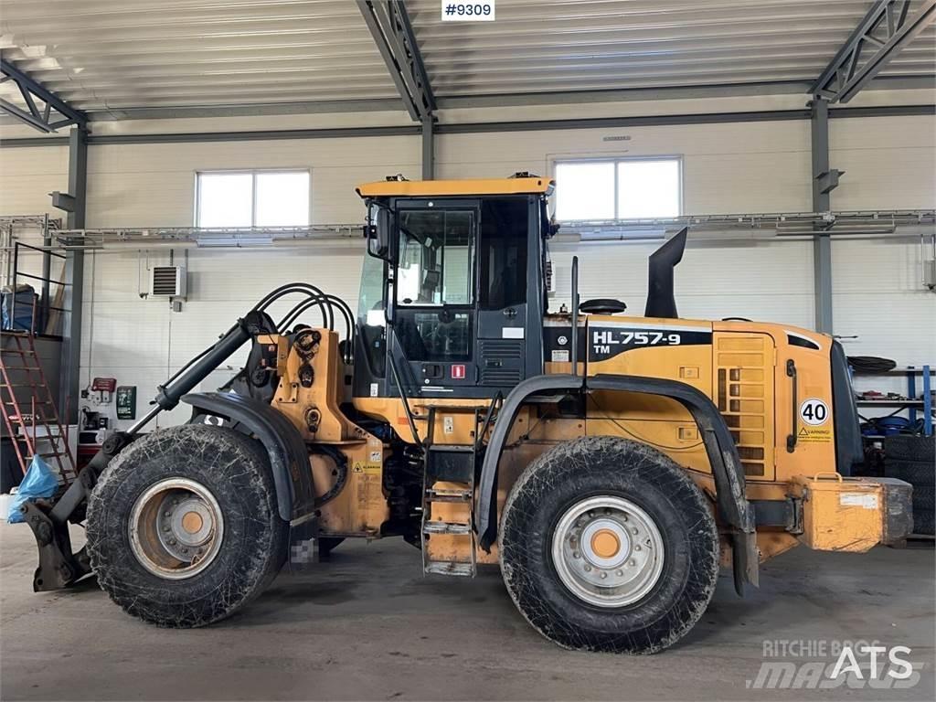 Hyundai HL757TM-9 Bouteurs sur roues