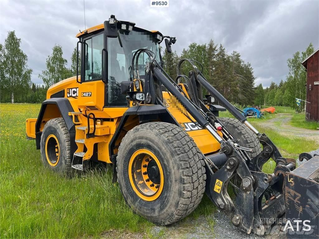 JCB 427 HT Chargeuse sur pneus