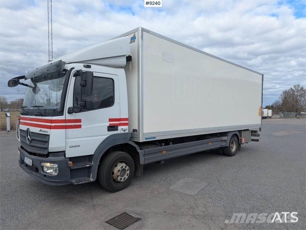 Mercedes-Benz ATEGO Camion Fourgon