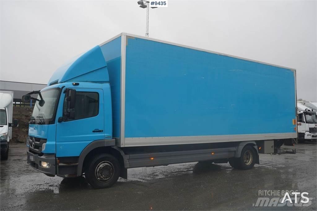 Mercedes-Benz ATEGO Camion Fourgon