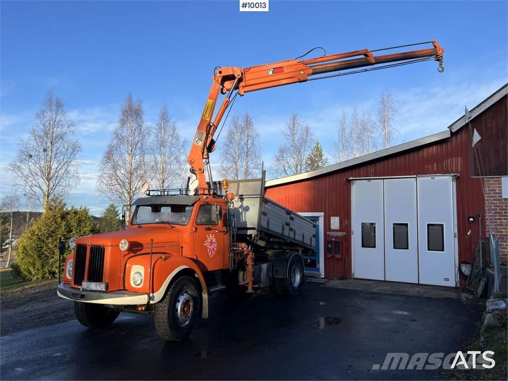Scania L 86 S46 Camion plateau ridelle avec grue