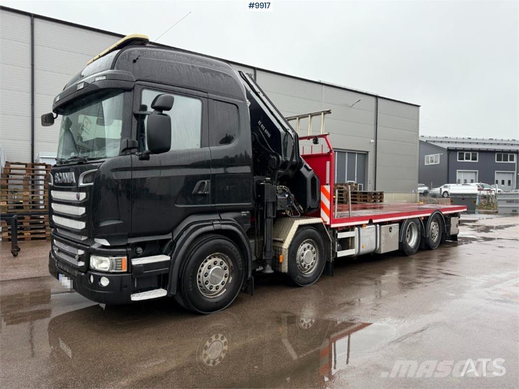 Scania R520 Camion plateau ridelle avec grue