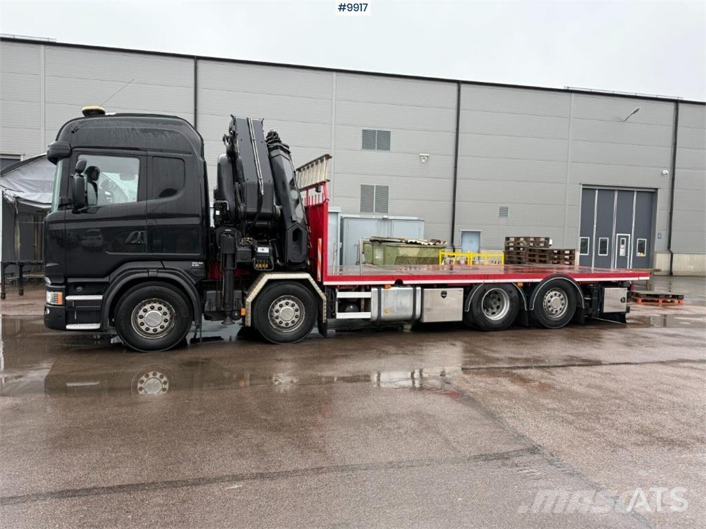 Scania R520 Camion plateau ridelle avec grue