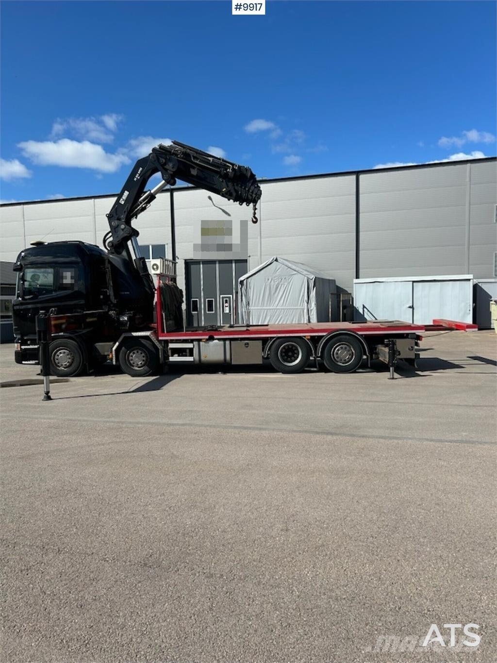 Scania R520 Camion plateau ridelle avec grue