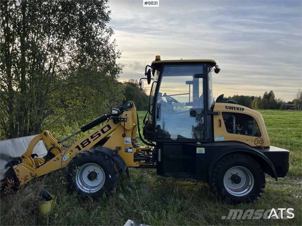 Swekip 1850 Chargeuse sur pneus